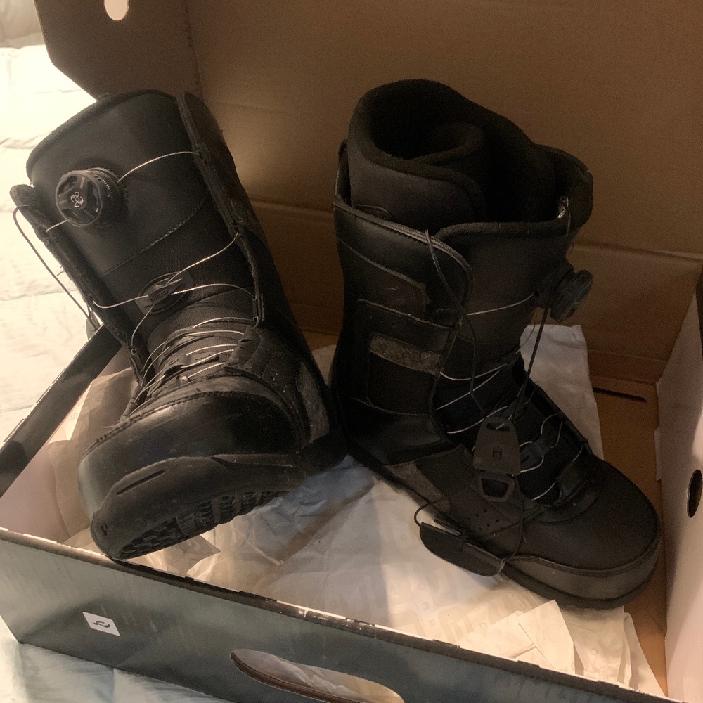 Mens snowboard boots